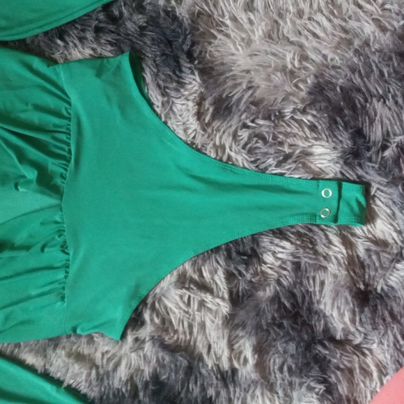 NWT Green Bodysuit Forever 21 size small - Picture 6 of 11